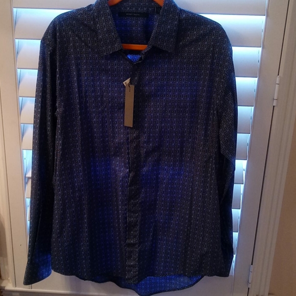 shirt - Picture 2 of 4